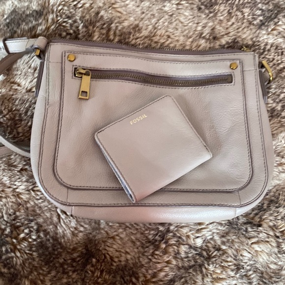 Crossbody with matching money and card holder - Picture 1 of 5